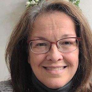 Meet your Posher, Beverly